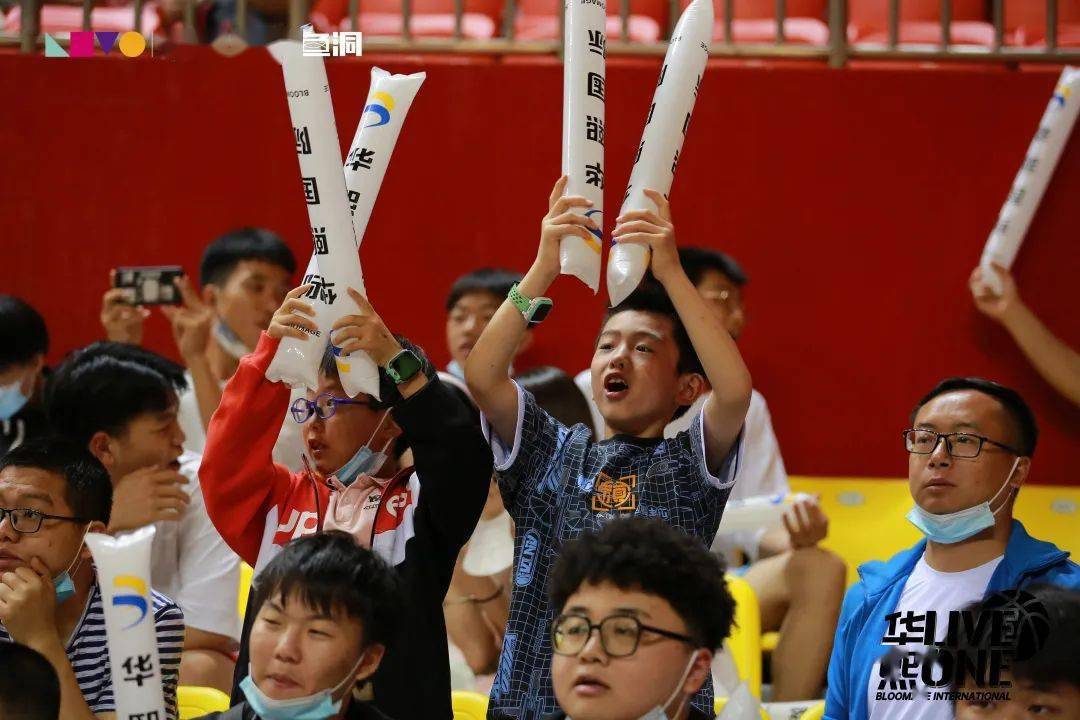 斗地主-南美洲篮球联赛精彩纷呈，观众现场呐喊(南美篮球锦标赛)