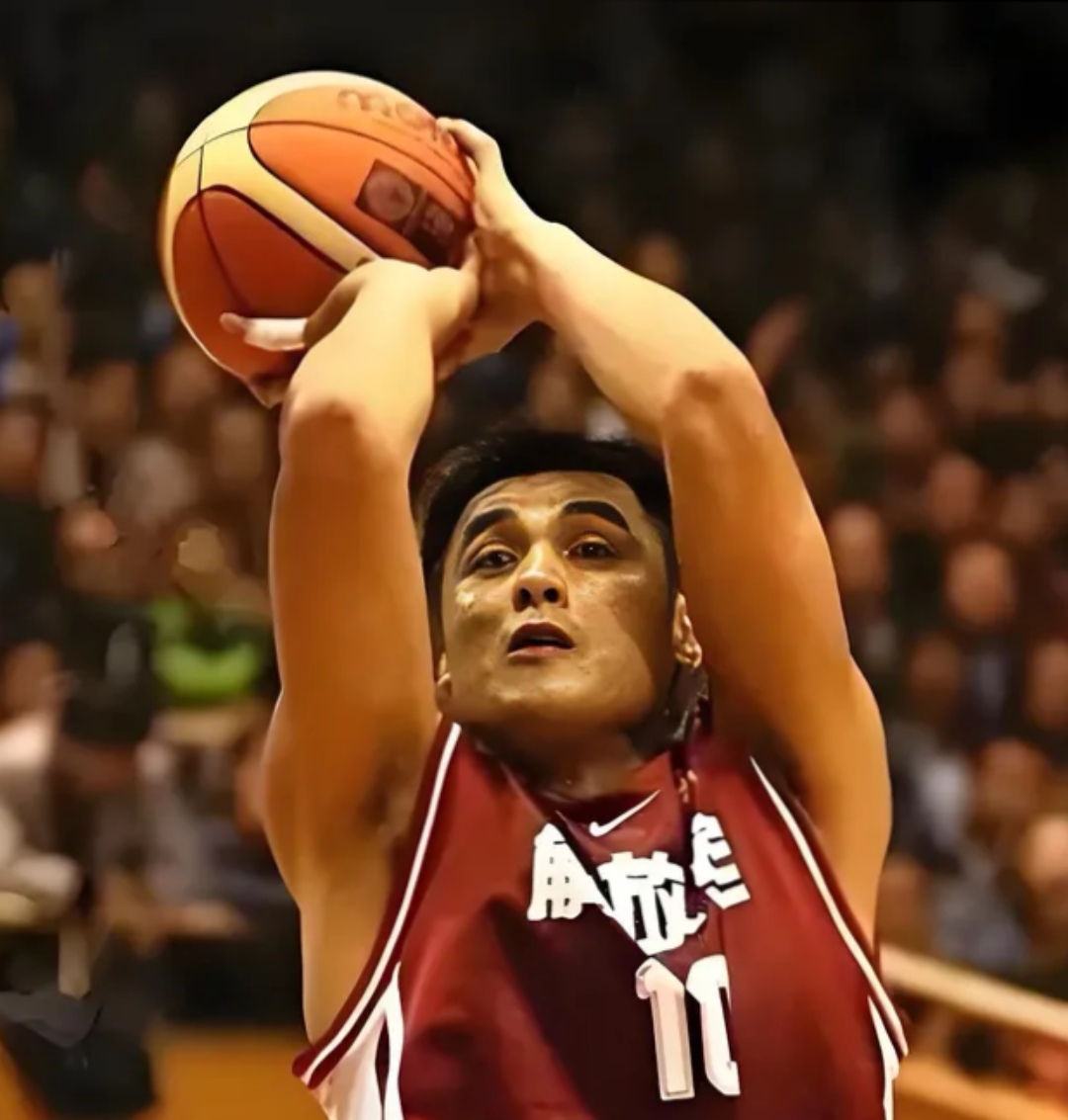 乐游棋牌-关于篮球明星齐聚赛场，风采不减昔日辉煌的信息